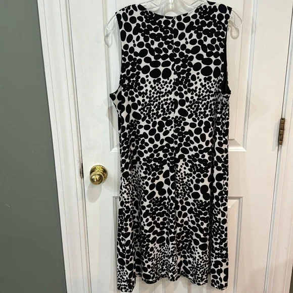 Embellished White dress black polka Dots XL Tiana B Scoop Neck Shift Preowned - Picture 9 of 10